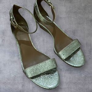 TORY BURCH Elegant Gold Ankle Strap Sandals SIZE 7.5